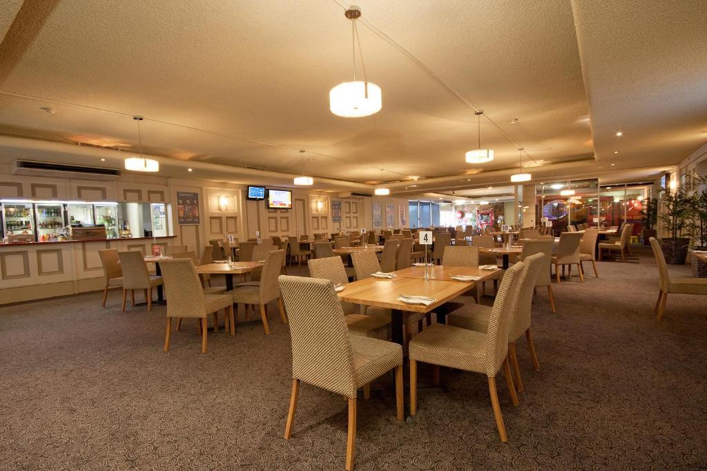 Enfield Hotel Аделейд Екстериор снимка